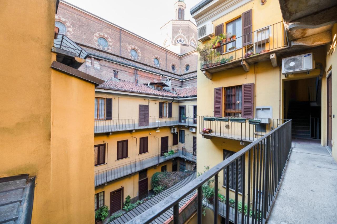 Easylife - Splendido Appartamento Con Vista Sul Naviglio Grande Milan Bagian luar foto